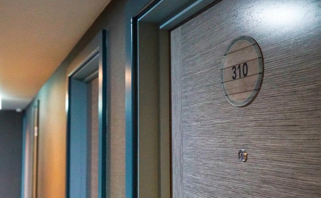 Best Western Plus London Croydon Aparthotel Exterior foto